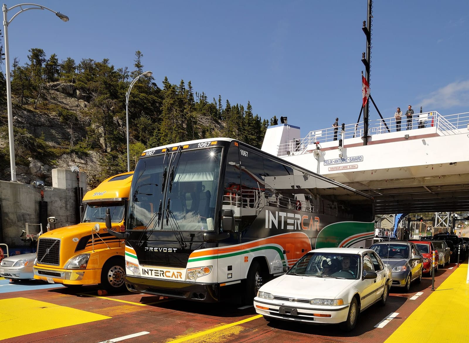 Le traversier gratuit de la Société des traversiers du Québec entre Baie-Sainte-Catherine et Tadoussac