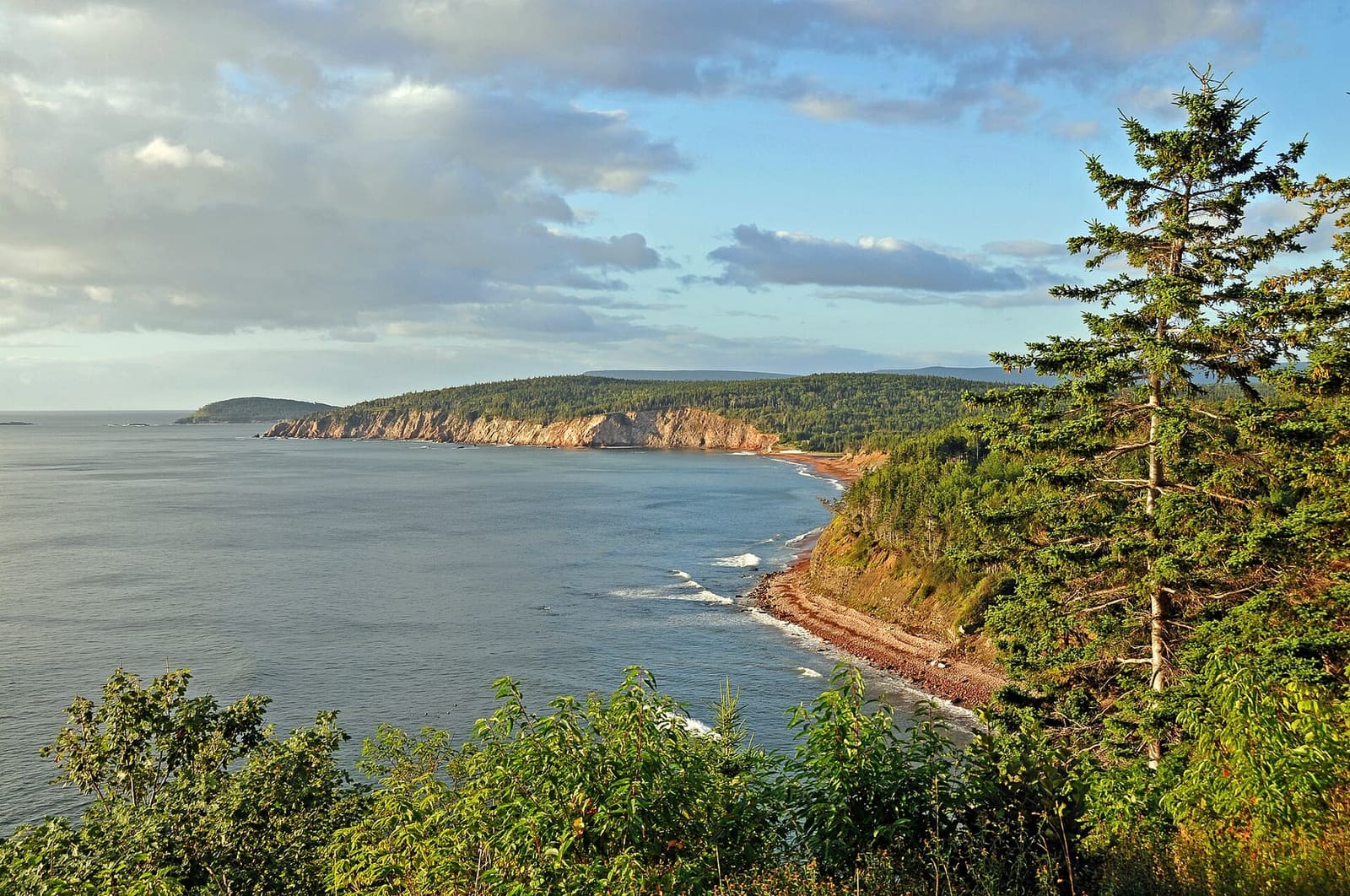 The Cabot Trail north of Chéticamp — the approach to Pleasant Bay runs along the Highlands.